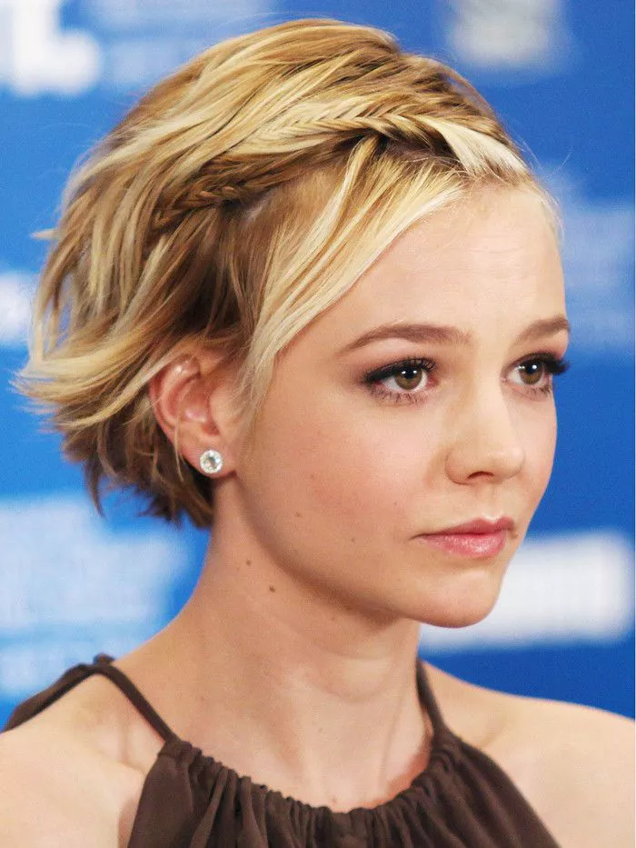 Short hair with single braid